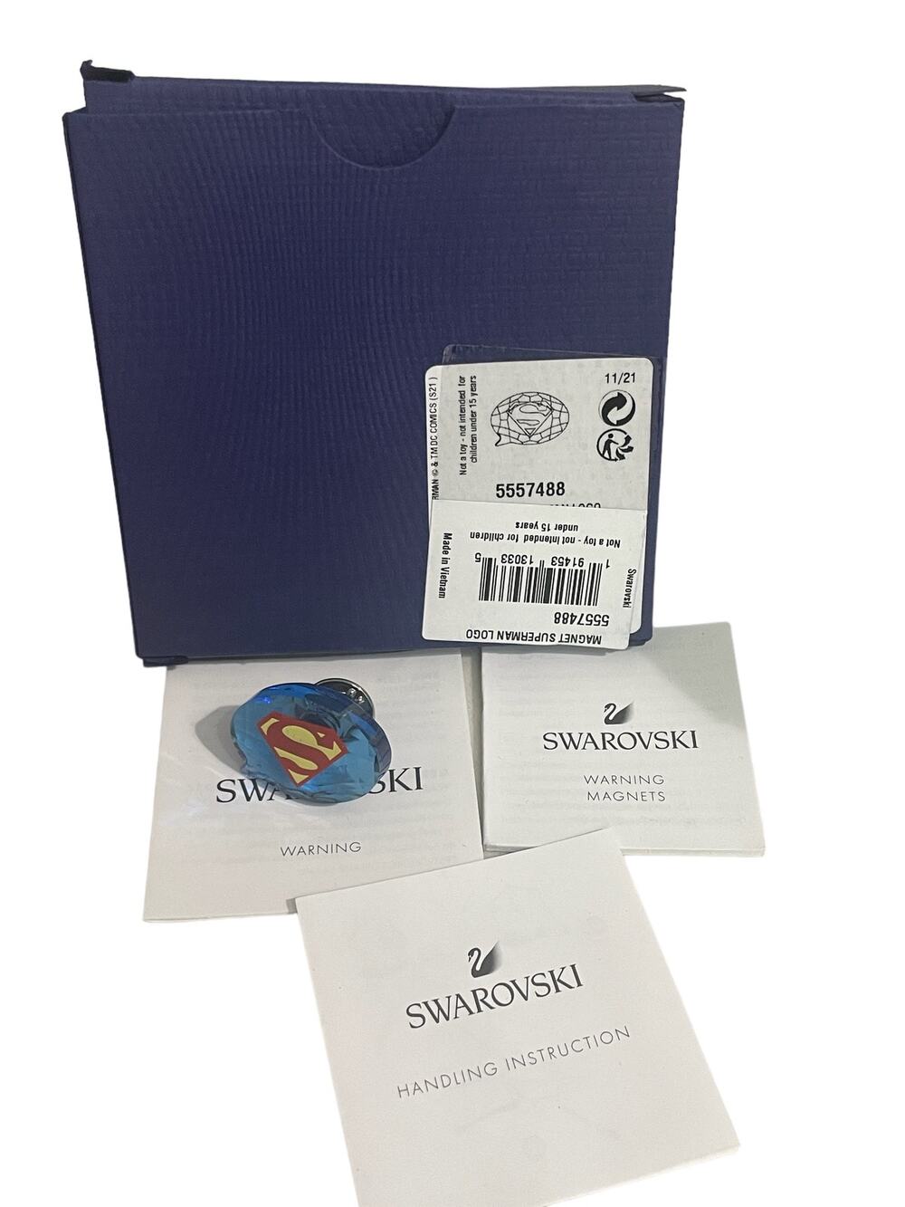 Swarovski DC Comics Superman Logo Magnet